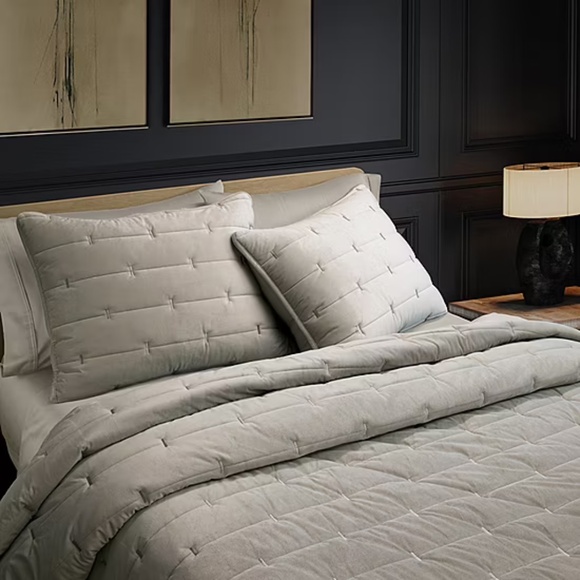 BRAND NEW Indigo Road 3 Piece Quilt Set Mushroom Beige - Queen Size - Picture 3 of 6